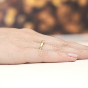 Pierścionek z Brylantami 0,15ct z białego złota próby 585. W-0061B
